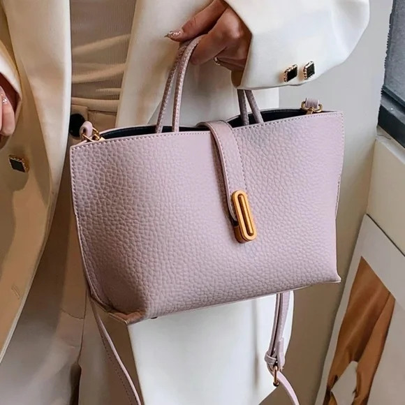 Elegant Baby Pink Handbag - Picture 1 of 9